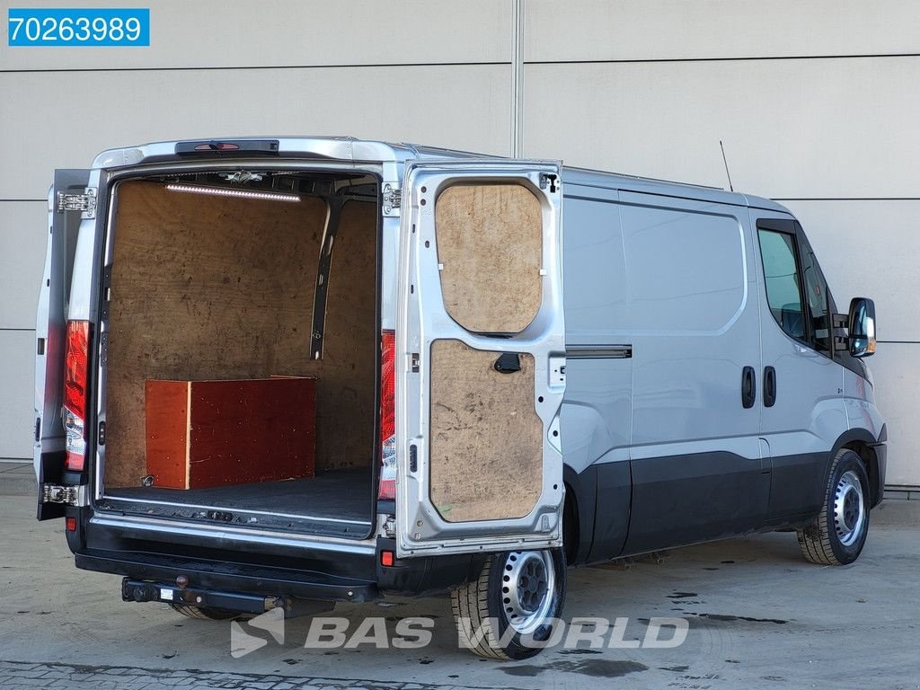 Sonstige Transporttechnik Türe ait Iveco Daily 35S21 210PK 3.0L Automaat L2H1 Trekhaak Airco Cruise Trekh, Gebrauchtmaschine içinde Veghel (resim 7)