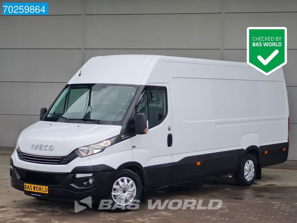 Sonstige Transporttechnik des Typs Iveco Daily 35S21 210PK Automaat Euro6 L3H2 Trekhaak Navi Camera L4H2, Gebrauchtmaschine in Veghel (Bild 1)