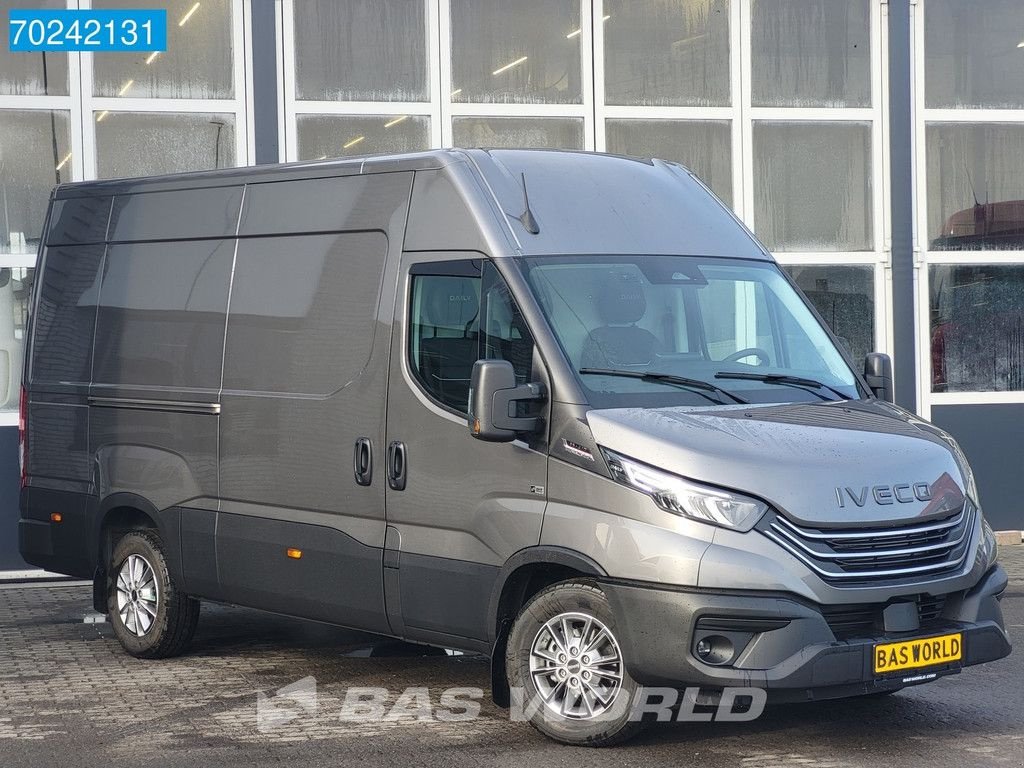 Sonstige Transporttechnik des Typs Iveco Daily 35S21 3.0L 210PK Automaat 2025 model L2H2 ACC LED Navi Vel, Neumaschine in Veghel (Bild 3)