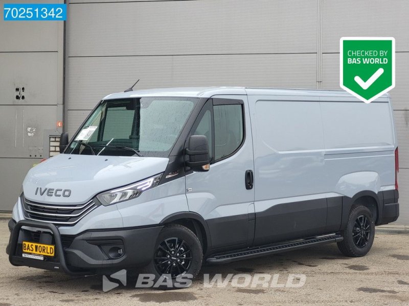 Sonstige Transporttechnik des Typs Iveco Daily 35S21 3.0L Automaat Laag dak L2H1 2025model Unieke kleur!, Neumaschine in Veghel (Bild 1)