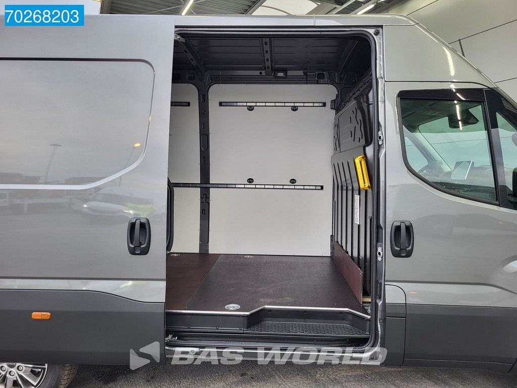 Sonstige Transporttechnik van het type Iveco Daily 35S21 Automaat 2025 model L2H2 Trekhaak Tacho ACC LED CarP, Neumaschine in Veghel (Foto 10)