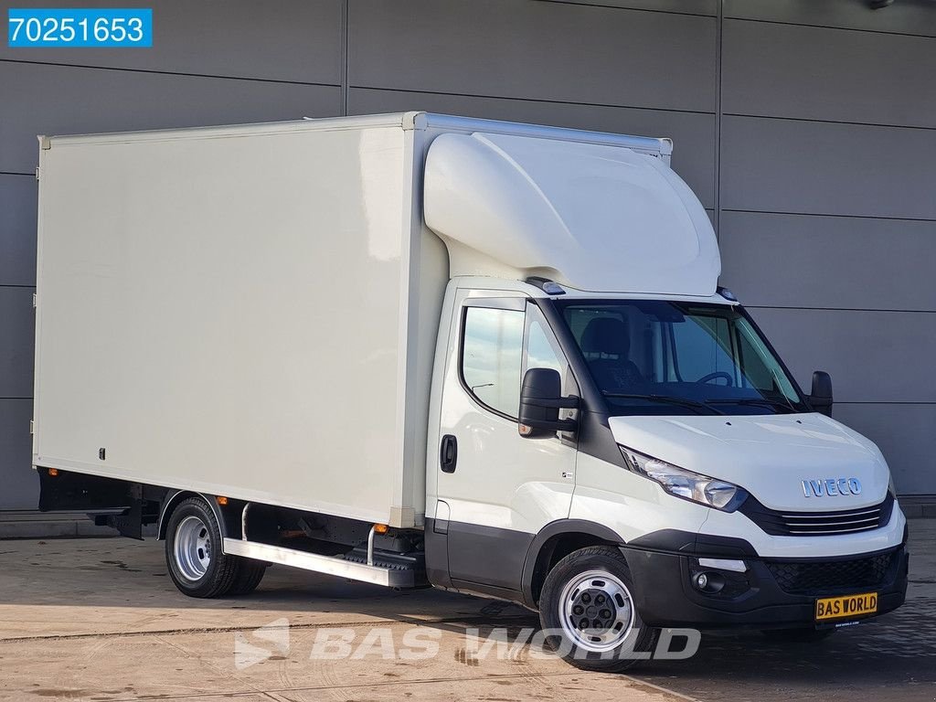 Sonstige Transporttechnik van het type Iveco Daily 40C18 3.0L Automaat Bakwagen met Achterdeuren 3.5t trekhaa, Gebrauchtmaschine in Veghel (Foto 3)