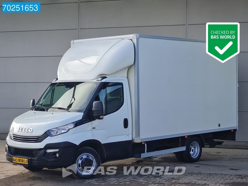 Sonstige Transporttechnik of the type Iveco Daily 40C18 3.0L Automaat Bakwagen met Achterdeuren 3.5t trekhaa, Gebrauchtmaschine in Veghel (Picture 1)