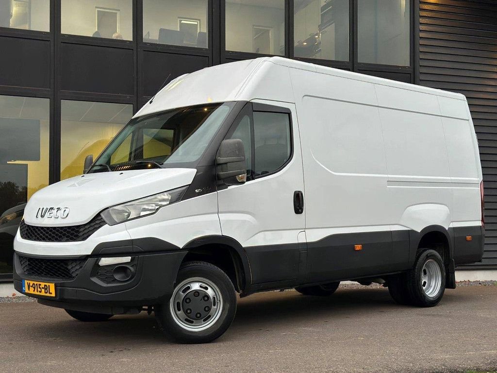 Sonstige Transporttechnik des Typs Iveco Daily, Gebrauchtmaschine in Antwerpen (Bild 1)