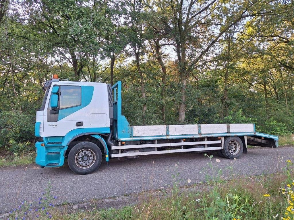 Sonstige Transporttechnik of the type Iveco Stralis AT190S33/P EEV, Gebrauchtmaschine in Antwerpen (Picture 1)