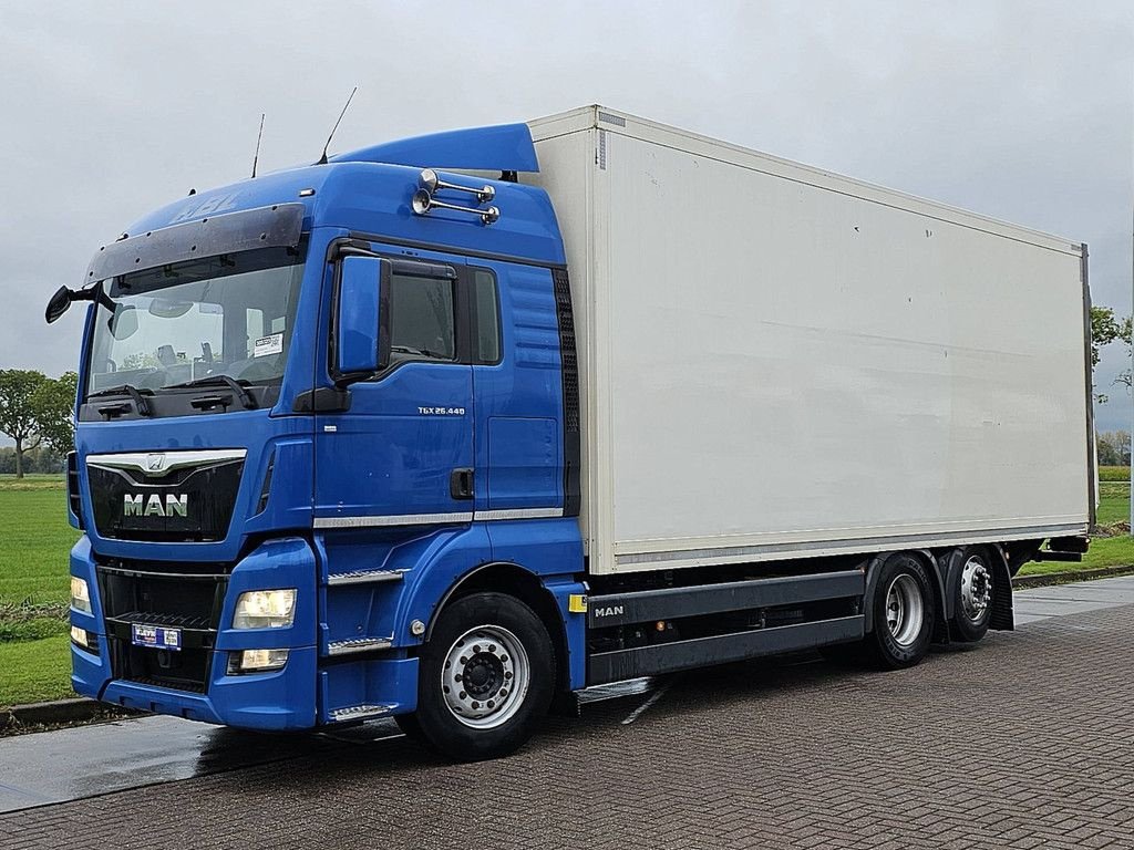 Sonstige Transporttechnik of the type MAN 26.440 TGX 6X2-4 LL, Gebrauchtmaschine in Vuren (Picture 2)