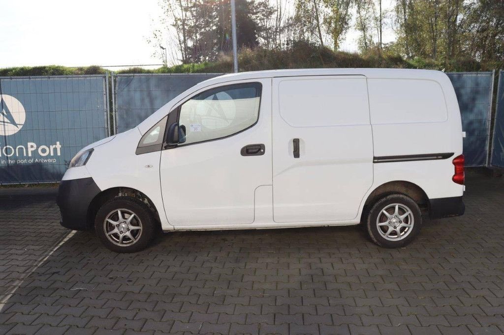 Sonstige Transporttechnik Türe ait Nissan NV200, Gebrauchtmaschine içinde Antwerpen (resim 2)