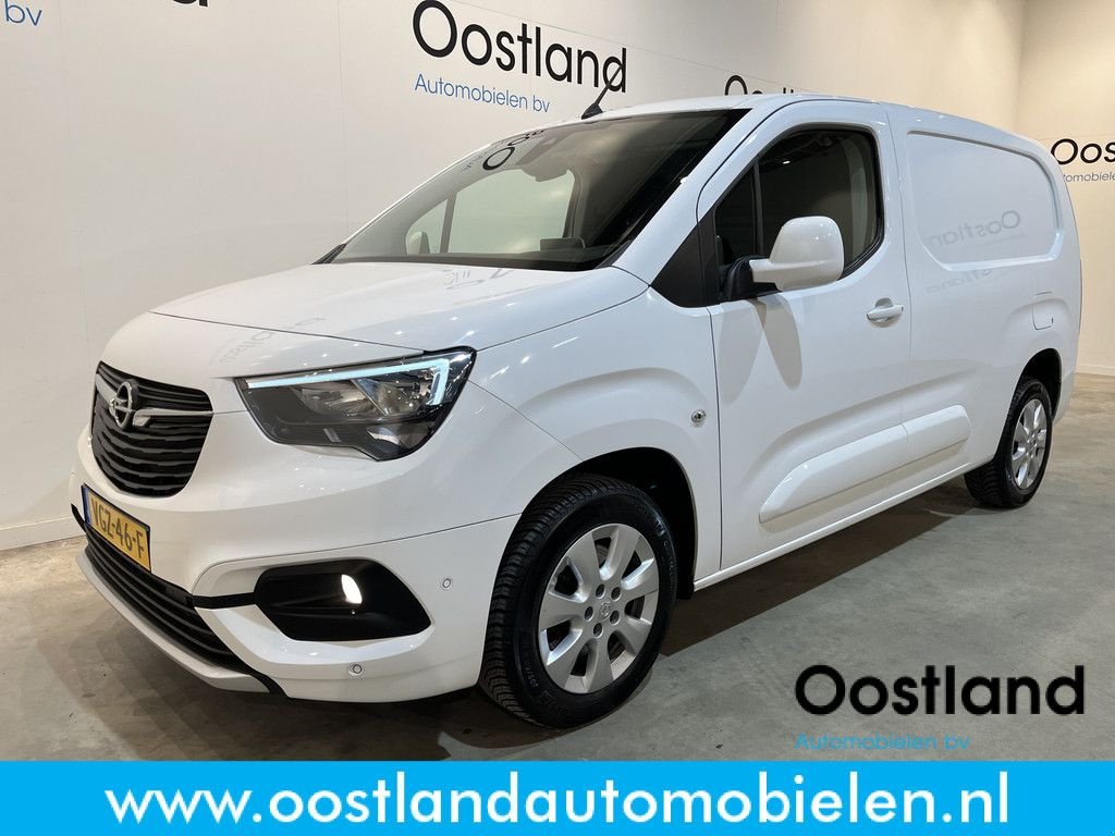 Sonstige Transporttechnik van het type Opel Combo 1.5D L2H1 Innovation / Euro 6 / Airco / Camera / Cruise Co, Gebrauchtmaschine in GRONINGEN (Foto 1)