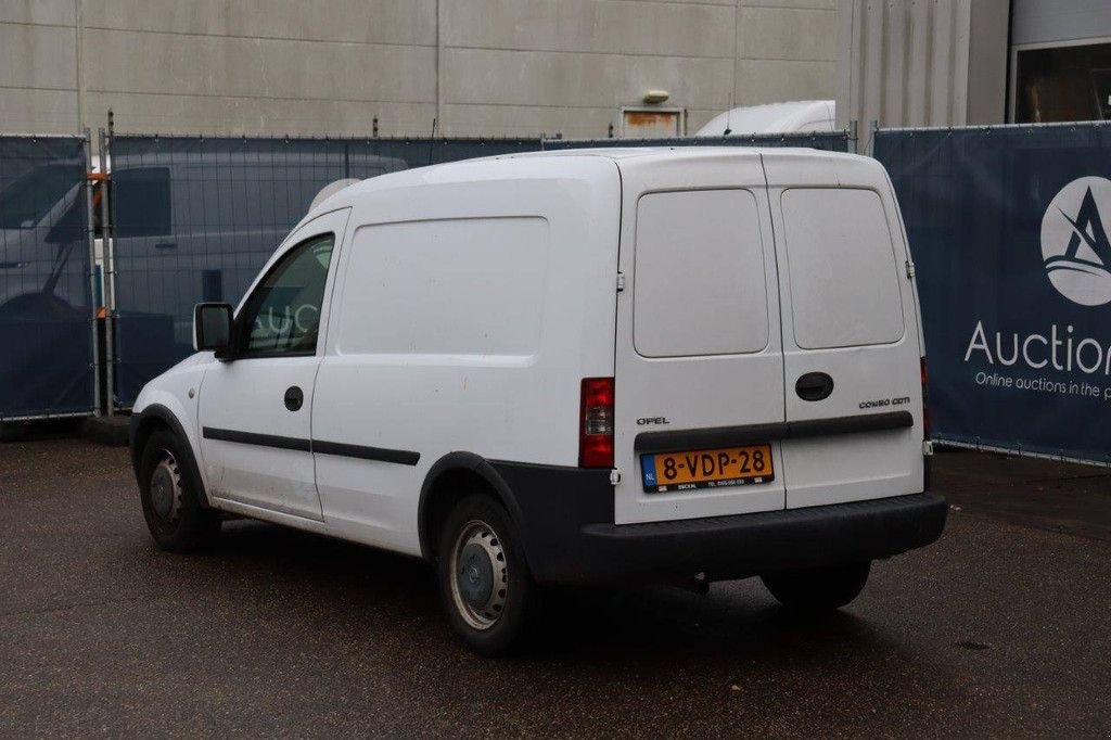 Sonstige Transporttechnik des Typs Opel Combo-c, Gebrauchtmaschine in Antwerpen (Bild 4)