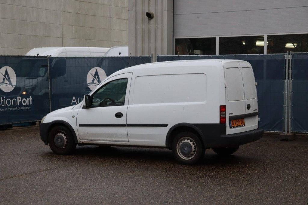 Sonstige Transporttechnik des Typs Opel Combo-c, Gebrauchtmaschine in Antwerpen (Bild 3)