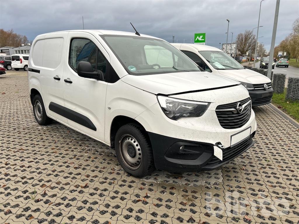 Sonstige Transporttechnik of the type Opel Combo, Gebrauchtmaschine in Düsseldorf (Picture 2)