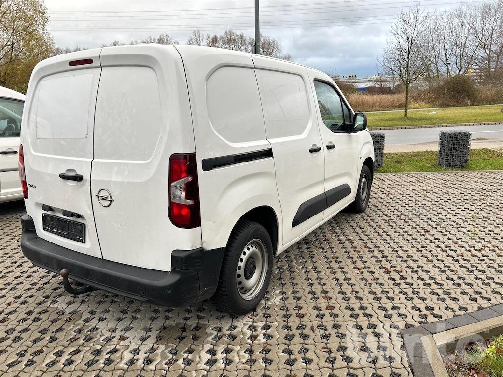 Sonstige Transporttechnik of the type Opel Combo, Gebrauchtmaschine in Düsseldorf (Picture 4)