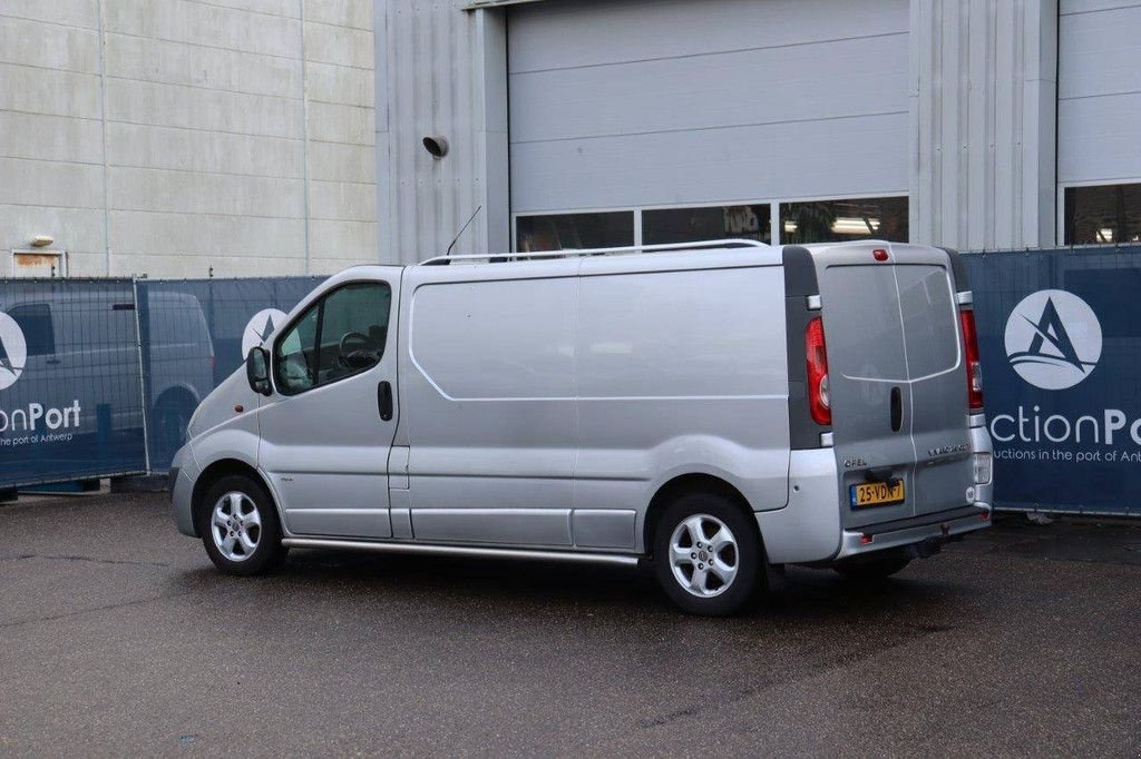 Sonstige Transporttechnik des Typs Opel Vivaro 2.5CDTI/107KW-DPF-E4 2.9T L2H1 TECSHIFT, Gebrauchtmaschine in Antwerpen (Bild 3)