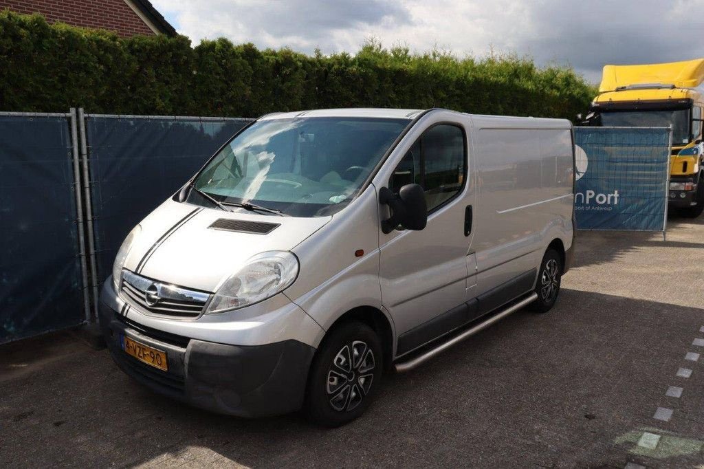 Sonstige Transporttechnik Türe ait Opel Vivaro, Gebrauchtmaschine içinde Antwerpen (resim 9)