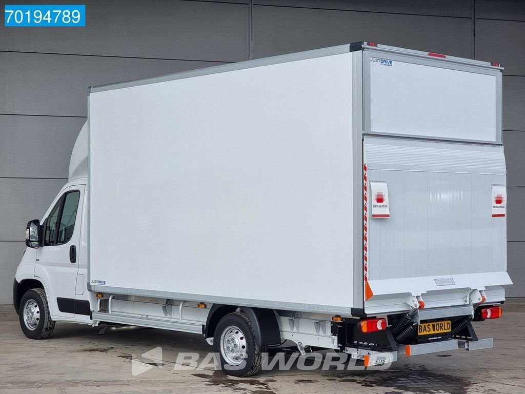 Sonstige Transporttechnik des Typs Peugeot Boxer 165PK Bakwagen Laadklep Zijdeur Lat om lat Airco Bluetooth, Neumaschine in Veghel (Bild 2)