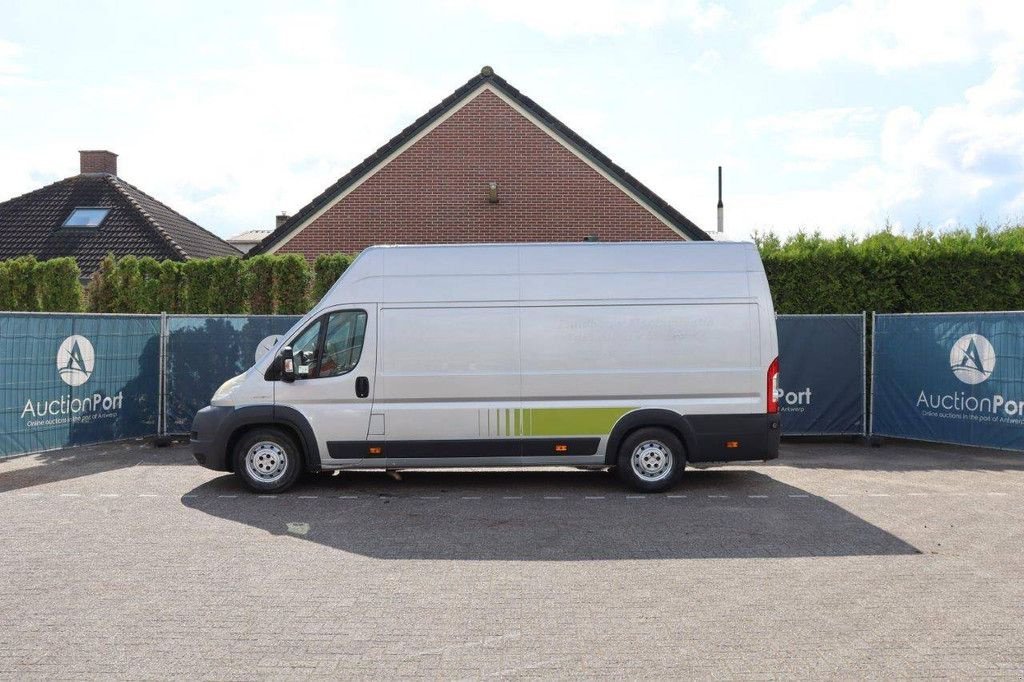 Sonstige Transporttechnik of the type Peugeot Boxer 435, Gebrauchtmaschine in Antwerpen (Picture 2)