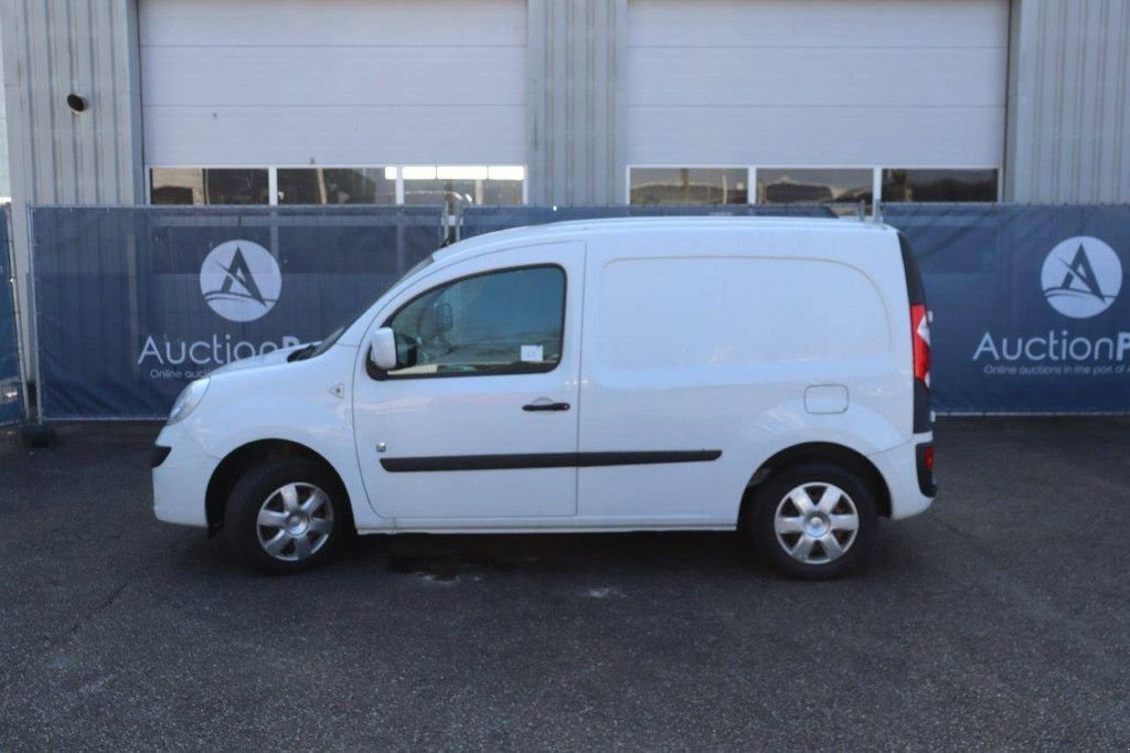 Sonstige Transporttechnik des Typs Renault Kangoo, Gebrauchtmaschine in Antwerpen (Bild 2)