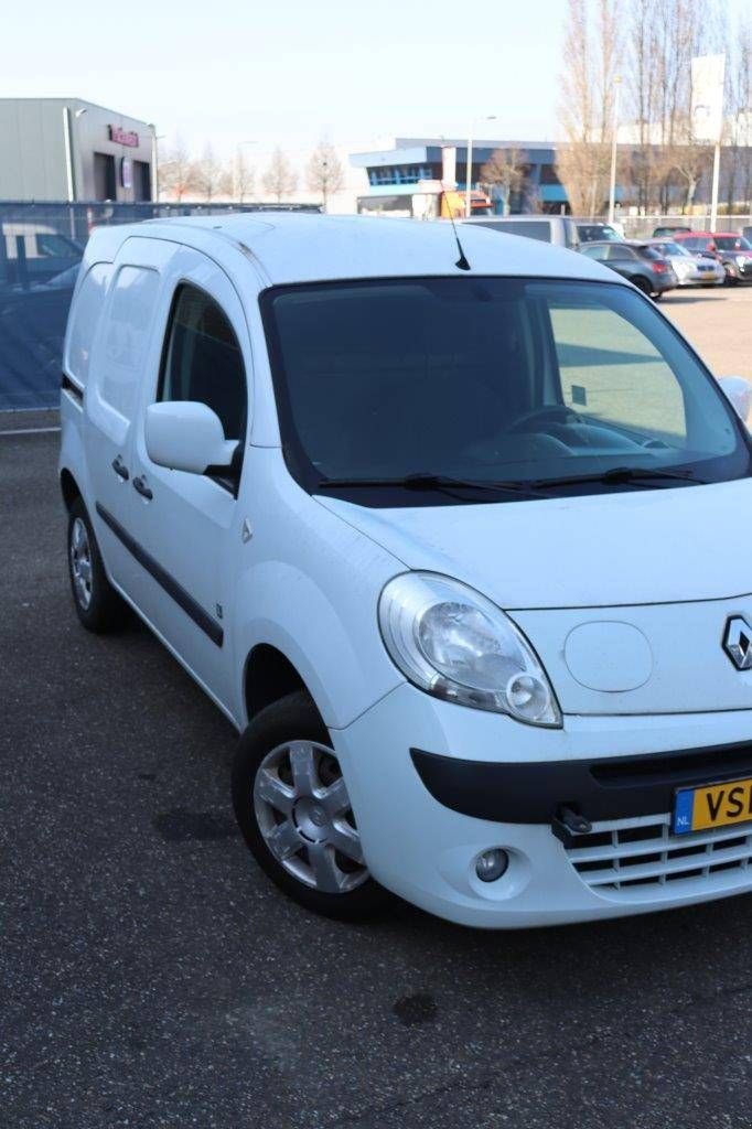 Sonstige Transporttechnik des Typs Renault Kangoo, Gebrauchtmaschine in Antwerpen (Bild 7)