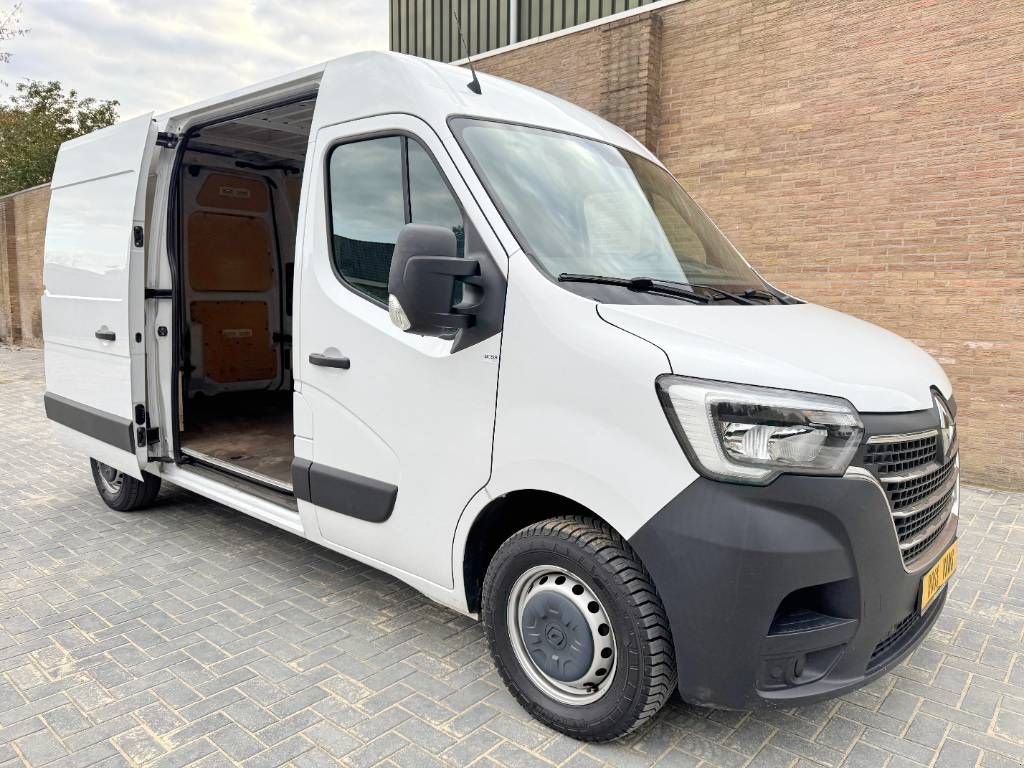 Sonstige Transporttechnik van het type Renault Master 135hp - L2H2 Cruise Airco Parking Sensors, Gebrauchtmaschine in Veldhoven (Foto 5)