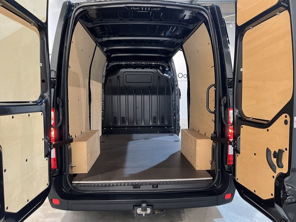 Sonstige Transporttechnik типа Renault Master 2.3 dCi 135 PK L2H2 / Euro 6 / Airco / Trekhaak / 3-Zits, Gebrauchtmaschine в GRONINGEN (Фотография 4)