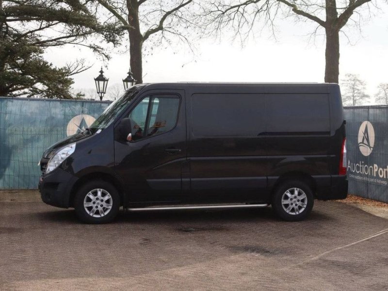 Sonstige Transporttechnik del tipo Renault Master, Gebrauchtmaschine In Antwerpen (Immagine 1)