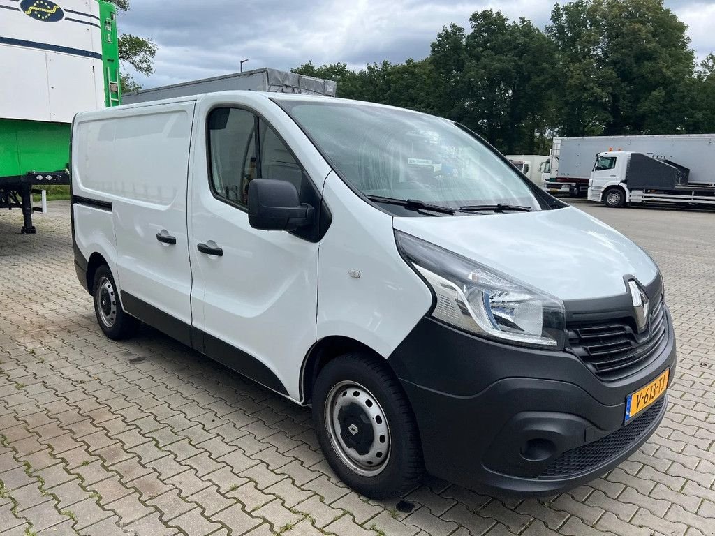 Sonstige Transporttechnik van het type Renault Trafic 1.6 dCi L1H1 Airco/Klima Zijdeur Trekhaak EURO 6, Gebrauchtmaschine in Saasveld (Foto 1)