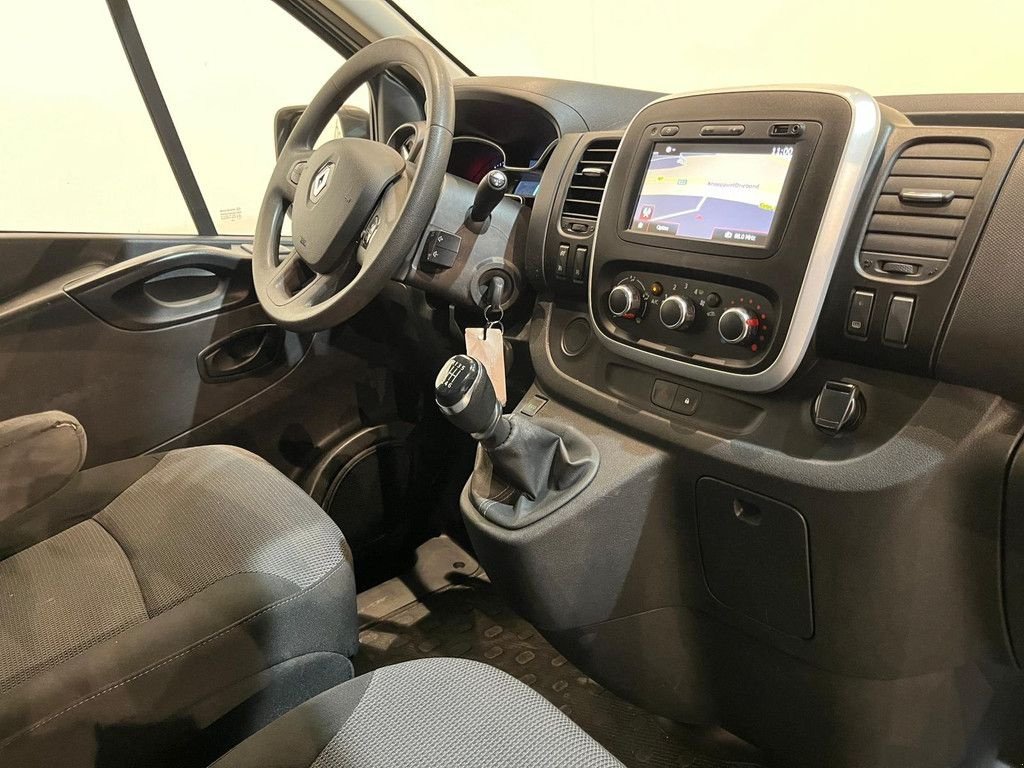 Sonstige Transporttechnik van het type Renault Trafic 2.0 dCi 120 PK L2H1 / Euro 6 / Airco / Cruise Control / C, Gebrauchtmaschine in GRONINGEN (Foto 3)