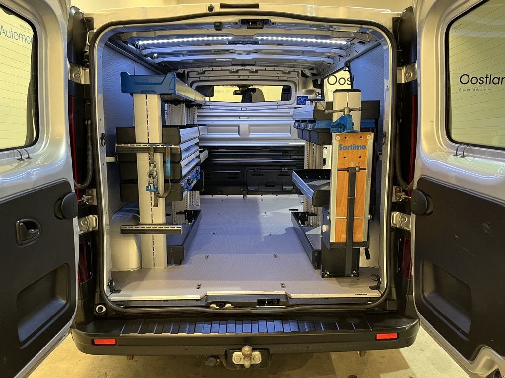 Sonstige Transporttechnik of the type Renault Trafic 2.0 dCi L1H1 170 PK Automaat Servicebus / Sortimo Inricht, Gebrauchtmaschine in GRONINGEN (Picture 4)