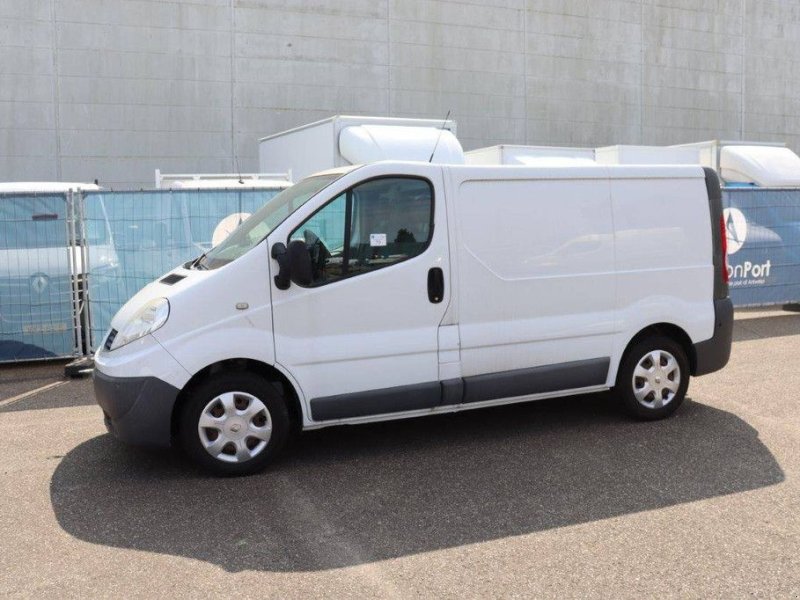 Sonstige Transporttechnik of the type Renault Trafic, Gebrauchtmaschine in Antwerpen (Picture 1)