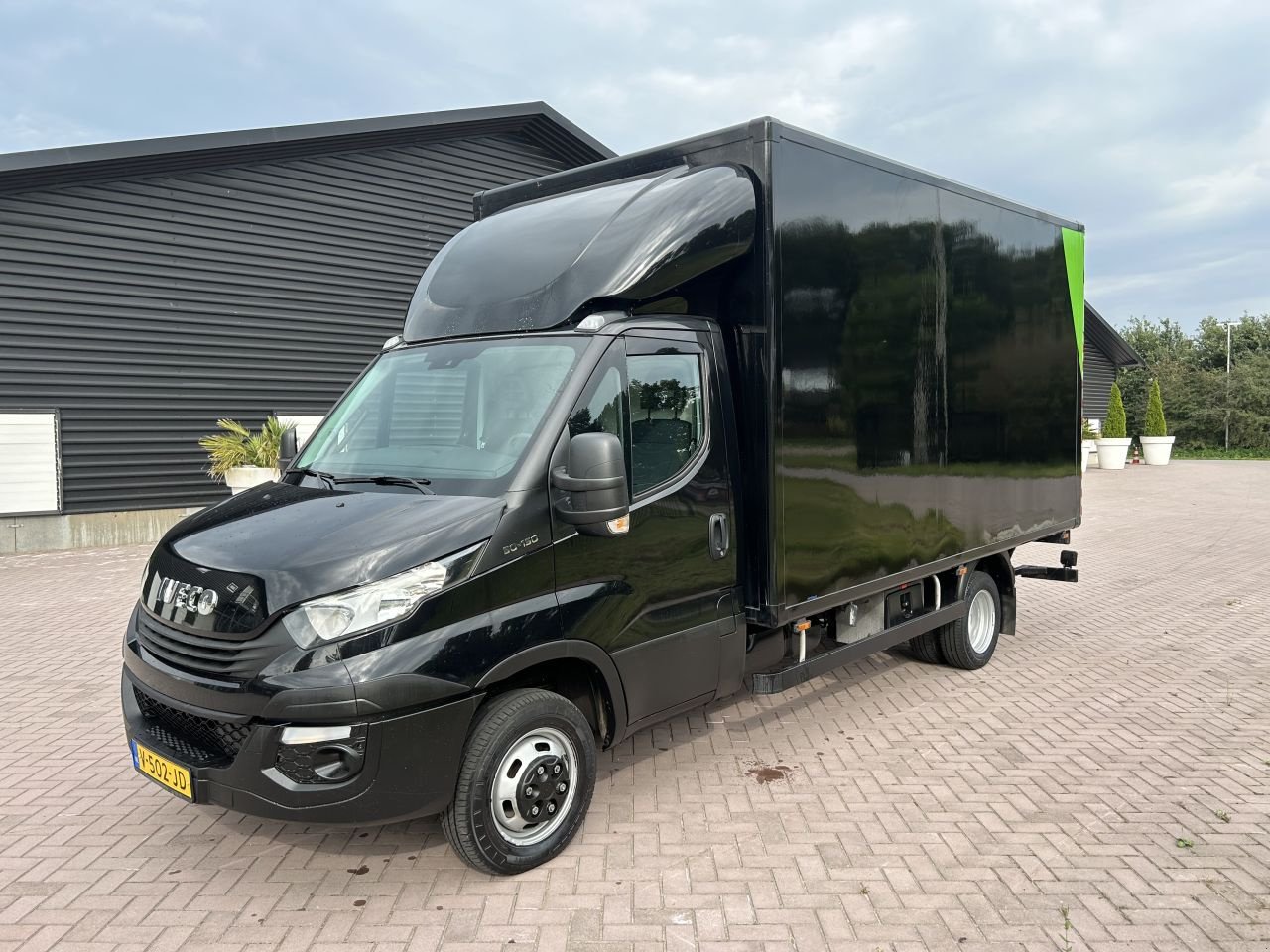 Sonstige Transporttechnik typu Sonstige Iveco Daily 50c15 Bakwagen met laadklep 1000 kg (33) trekh, Gebrauchtmaschine w Putten (Zdjęcie 1)