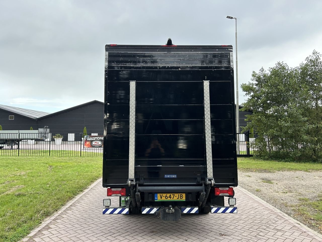 Sonstige Transporttechnik typu Sonstige Iveco Daily 50c15 Bakwagen met laadklep 1000 kg (33) trekh, Gebrauchtmaschine v Putten (Obrázek 9)