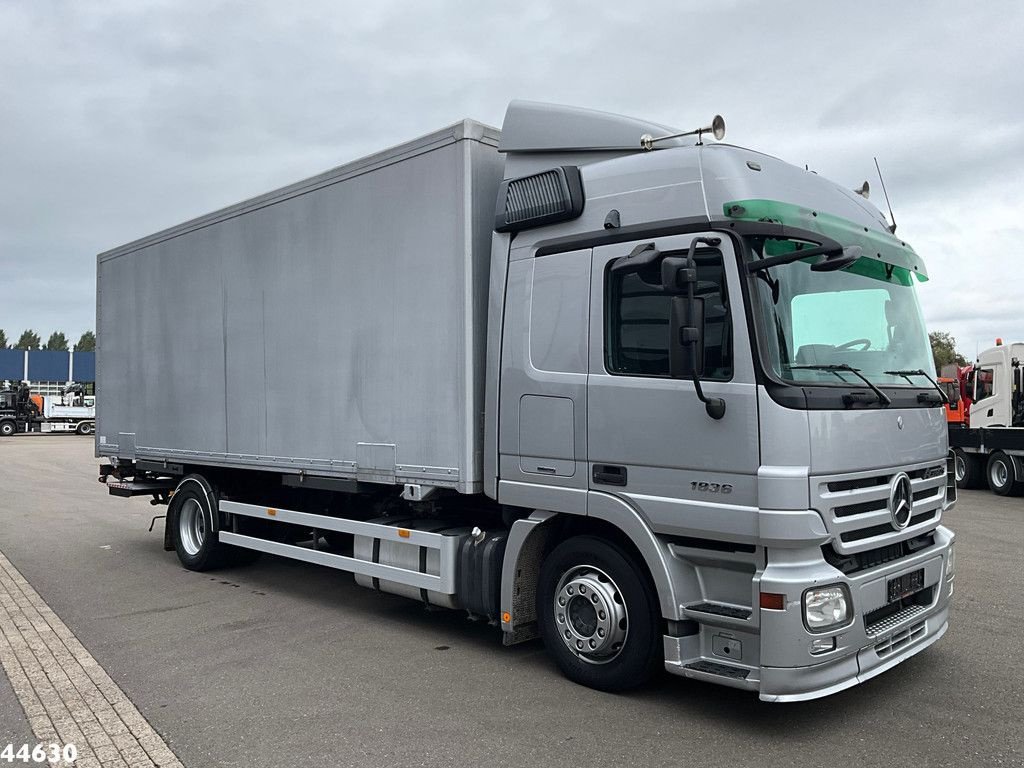 Sonstige Transporttechnik typu Sonstige Mercedes Benz Actros 1836 afzetbare gesloten laadbak met DHollandia laadklep, Gebrauchtmaschine w ANDELST (Zdjęcie 9)