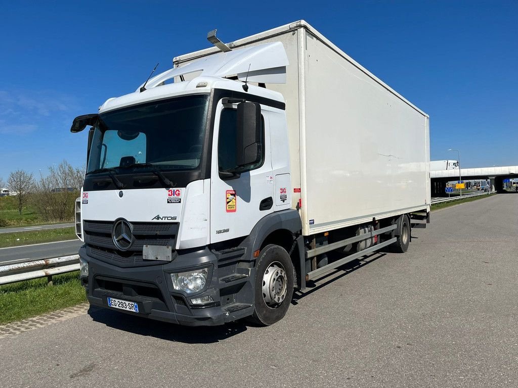 Sonstige Transporttechnik van het type Sonstige Mercedes Benz Antos 1836 4x2, Gebrauchtmaschine in Velddriel (Foto 2)