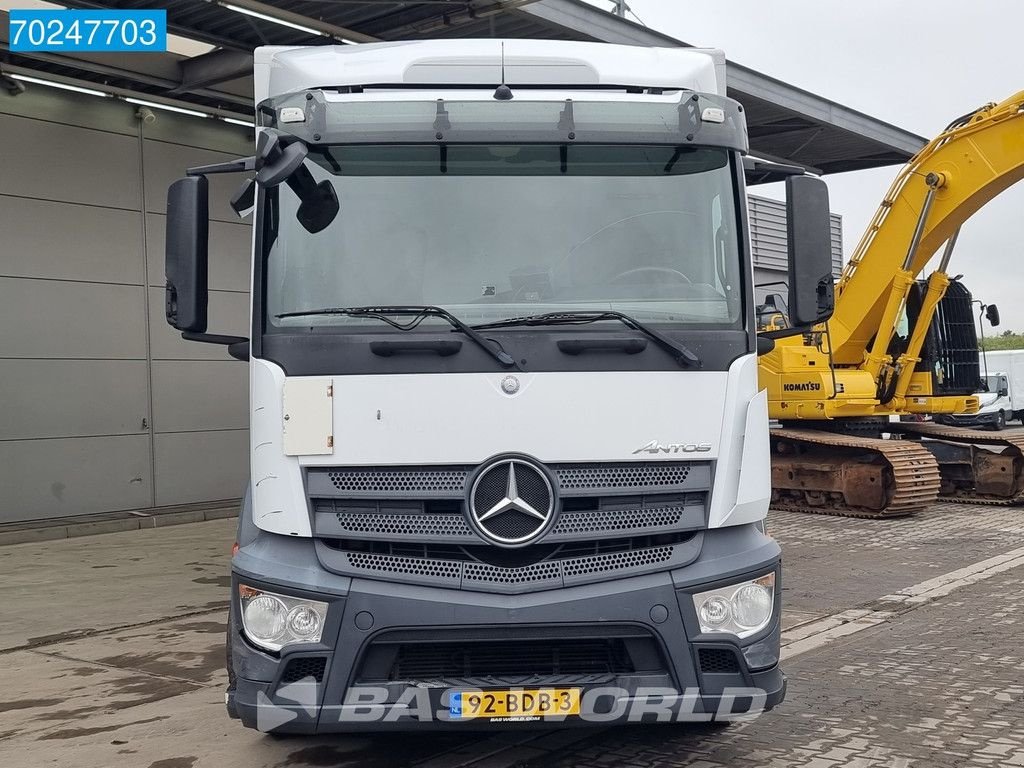 Sonstige Transporttechnik Türe ait Sonstige Mercedes Benz Antos 1924 4X2 Injector problem NL-Truck 2000kg Ladebordwand Eur, Gebrauchtmaschine içinde Veghel (resim 3)