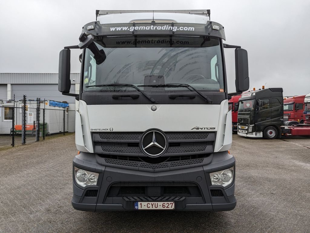 Sonstige Transporttechnik typu Sonstige Mercedes Benz Antos 2832 6x2 Daycab Euro6 - Gesloten Bak 8.40M. - Achtersluitk, Gebrauchtmaschine v Oud Gastel (Obrázok 10)