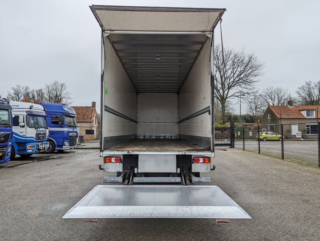 Sonstige Transporttechnik Türe ait Sonstige Mercedes Benz Antos 2832 6x2 Daycab Euro6 - Gesloten Bak 8.40M. - Achtersluitk, Gebrauchtmaschine içinde Oud Gastel (resim 5)