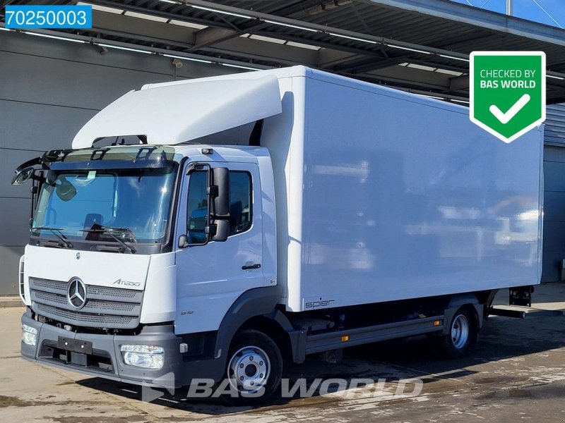 Sonstige Transporttechnik typu Sonstige Mercedes Benz Atego 818 4X2 8tonner Automatic Ladebordwand ClassicSpace Euro 6, Gebrauchtmaschine w Veghel (Zdjęcie 1)