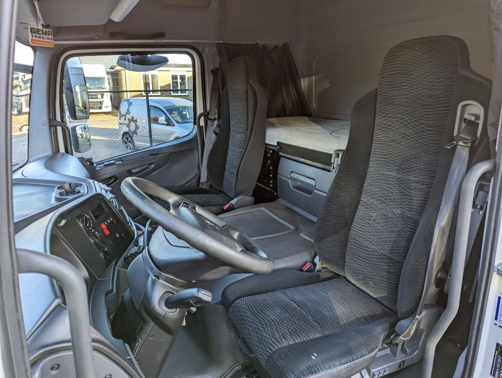 Sonstige Transporttechnik Türe ait Sonstige Mercedes Benz Atego 821 4x2 ClassicSpace Euro6 - GeslotenBak 6.0m + Laadklep 1, Gebrauchtmaschine içinde Oud Gastel (resim 7)