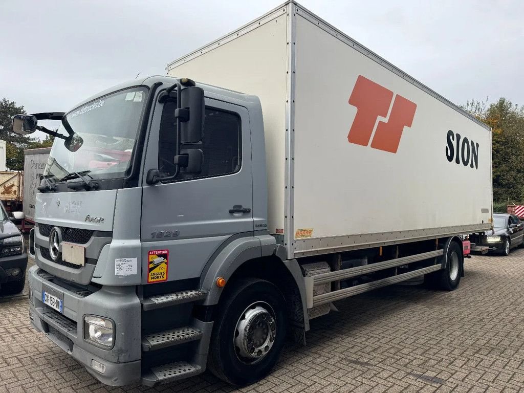 Sonstige Transporttechnik of the type Sonstige Mercedes Benz Axor 1829 **BLUETEC 5-MANUAL GEARBOX**, Gebrauchtmaschine in Kessel (Picture 1)