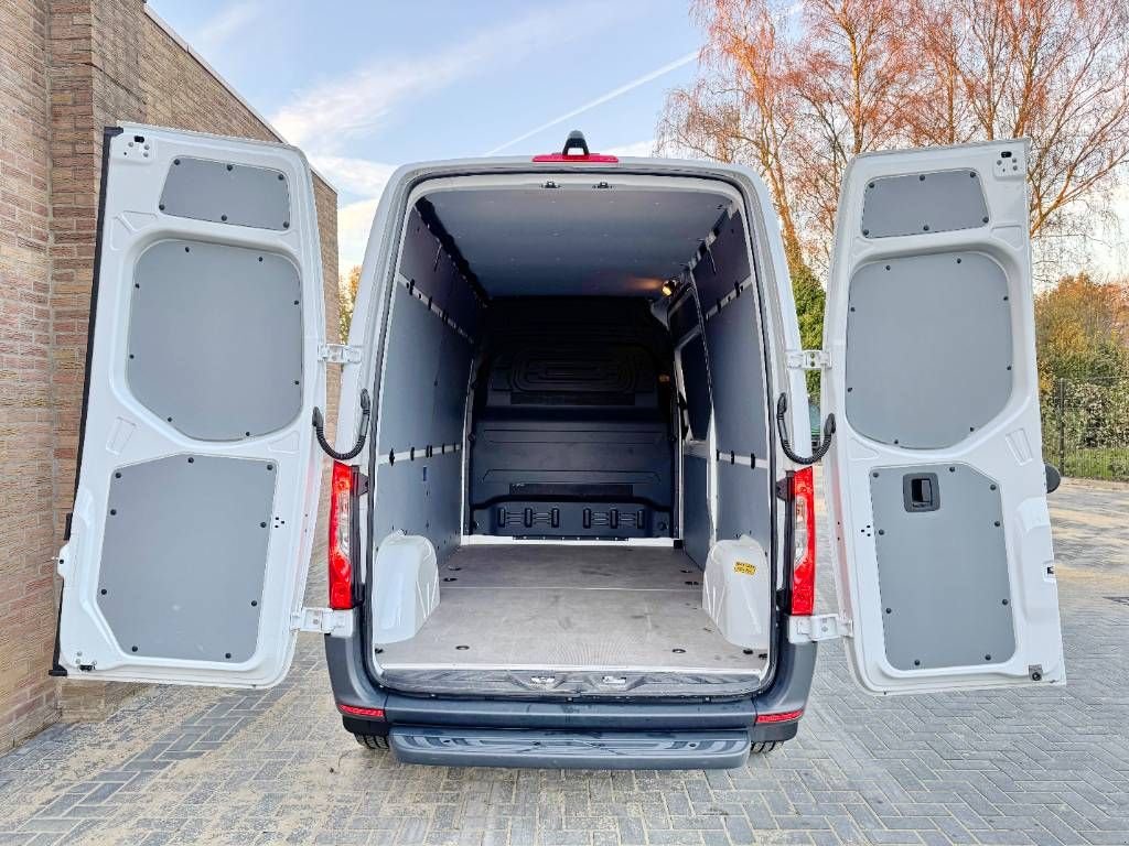 Sonstige Transporttechnik του τύπου Sonstige Mercedes Benz eSprinter - 55kWh 116hp AC Camera Heated Seat, Gebrauchtmaschine σε Veldhoven (Φωτογραφία 8)