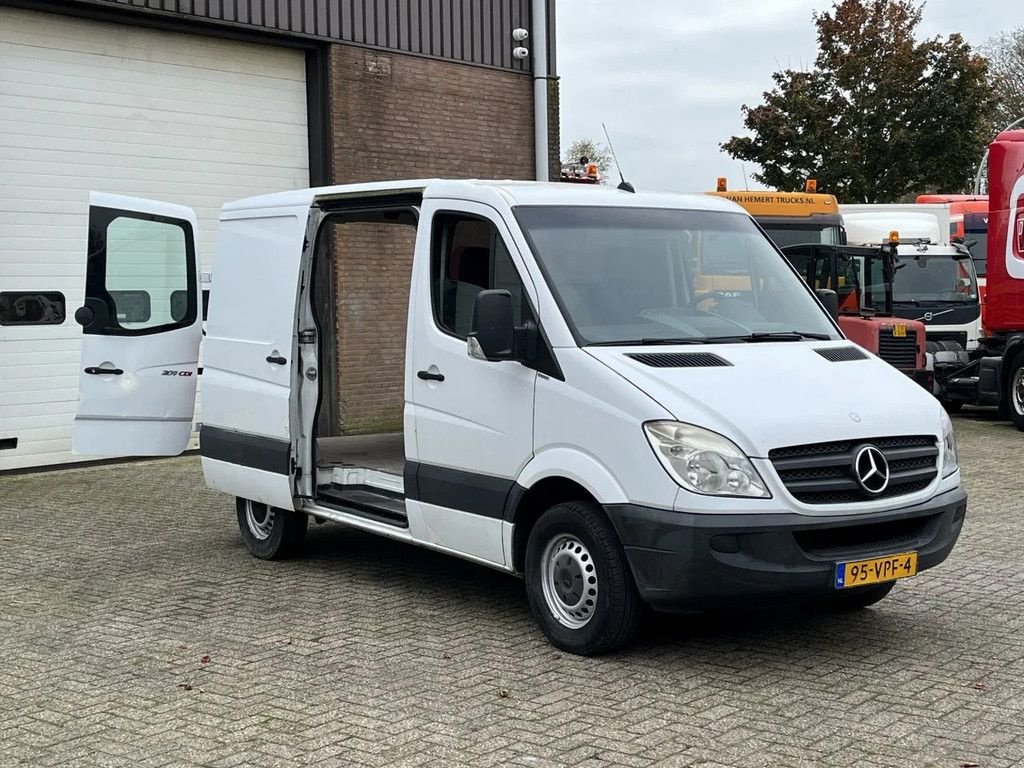 Sonstige Transporttechnik типа Sonstige Mercedes Benz Sprinter 209 CDI / Manual Handgeschakeld 6-versn / L1H1 / NL, Gebrauchtmaschine в Ammerzoden (Фотография 8)