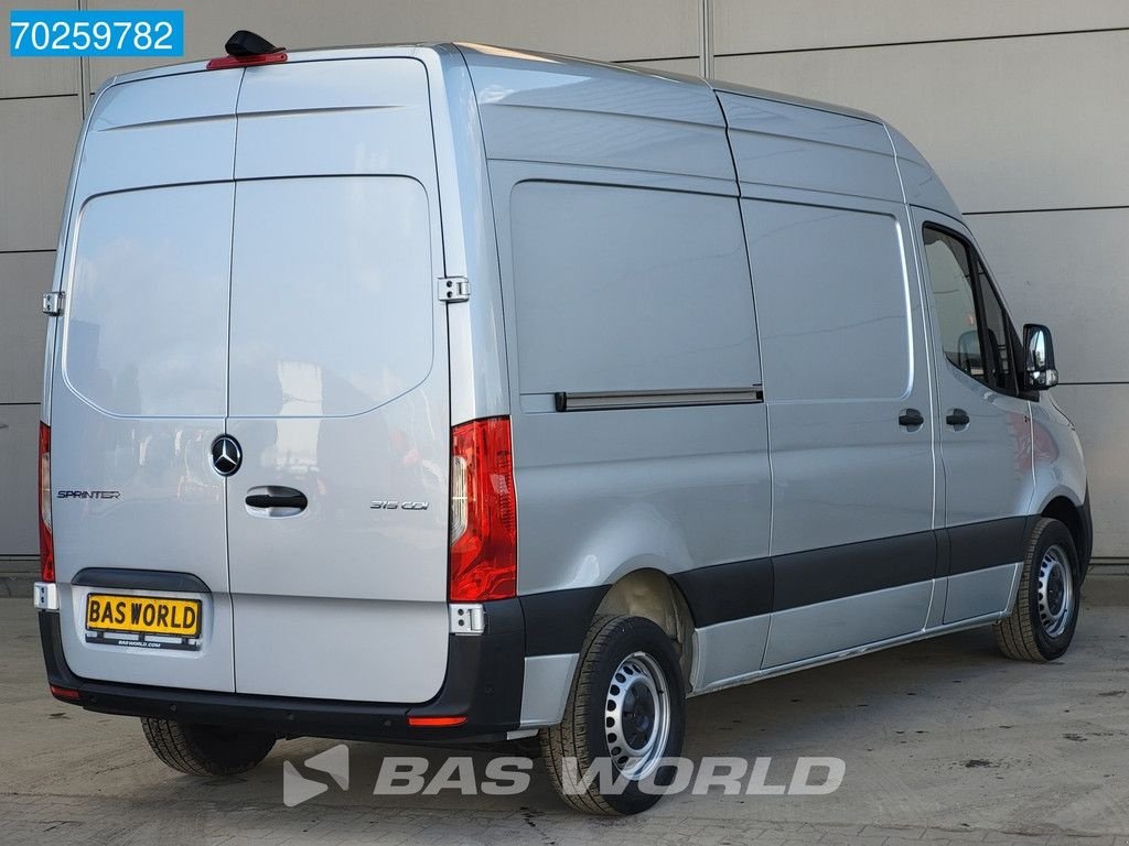 Sonstige Transporttechnik des Typs Sonstige Mercedes Benz Sprinter 214 CDI Automaat L2H2 MBUX Camera Airco Parkeersensoren, Gebrauchtmaschine in Veghel (Bild 5)