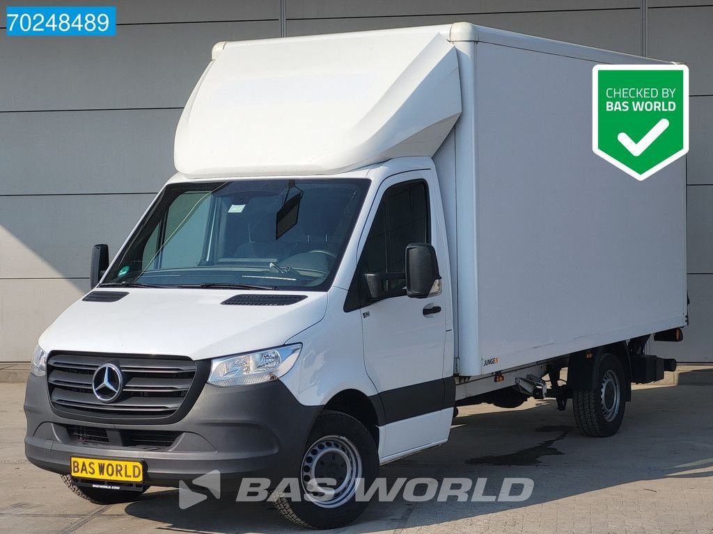 Sonstige Transporttechnik of the type Sonstige Mercedes Benz Sprinter 317 CDI Laadklep Bakwagen Airco 10''MBUX Navi Meubelbak, Gebrauchtmaschine in Veghel (Picture 1)