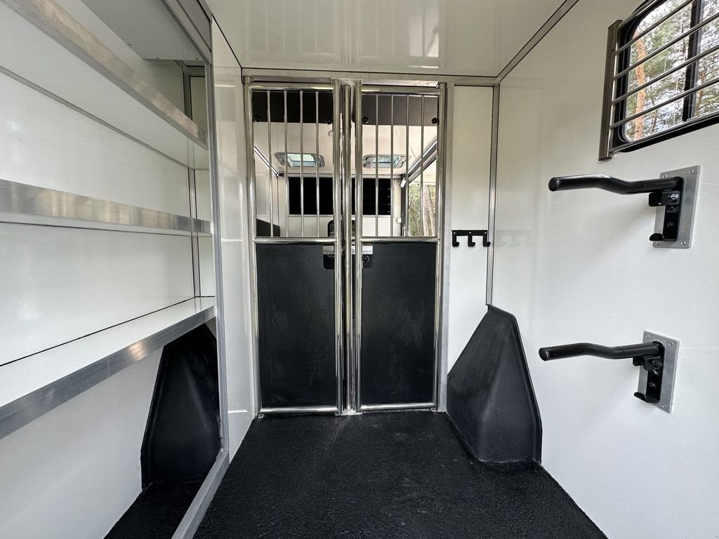 Sonstige Transporttechnik του τύπου Sonstige Mercedes Benz Sprinter 319 AMG 2-paards paardenvrachtwagen B-rijbewijs, Gebrauchtmaschine σε KOOTWIJKERBROEK (Φωτογραφία 11)