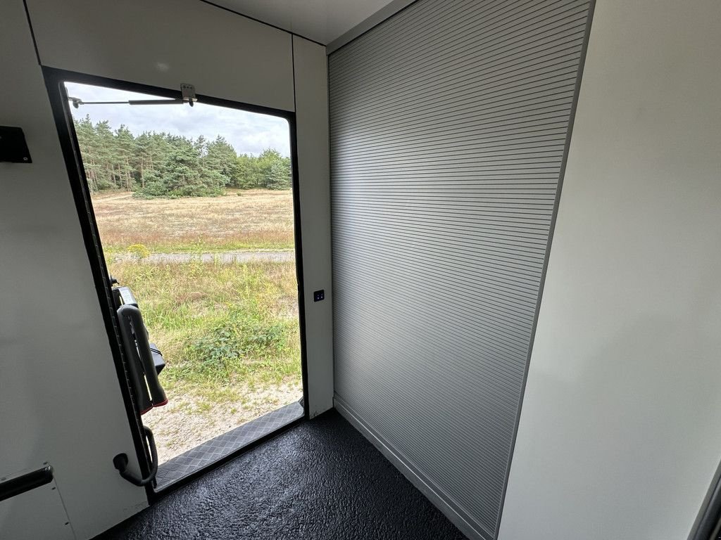 Sonstige Transporttechnik του τύπου Sonstige Mercedes Benz Sprinter 319 AMG 2-paards paardenvrachtwagen B-rijbewijs, Gebrauchtmaschine σε KOOTWIJKERBROEK (Φωτογραφία 9)