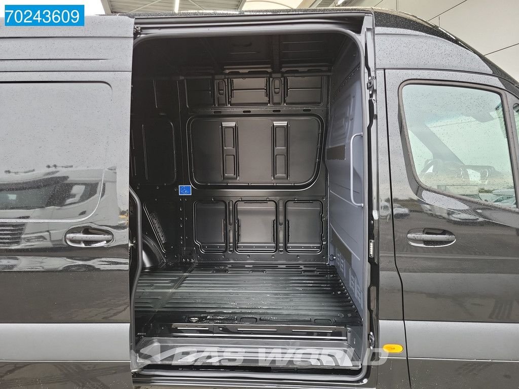 Sonstige Transporttechnik des Typs Sonstige Mercedes Benz Sprinter 319 CDI Automaat L2H2 2025model ACC LED Navi Camera Vel, Neumaschine in Veghel (Bild 8)