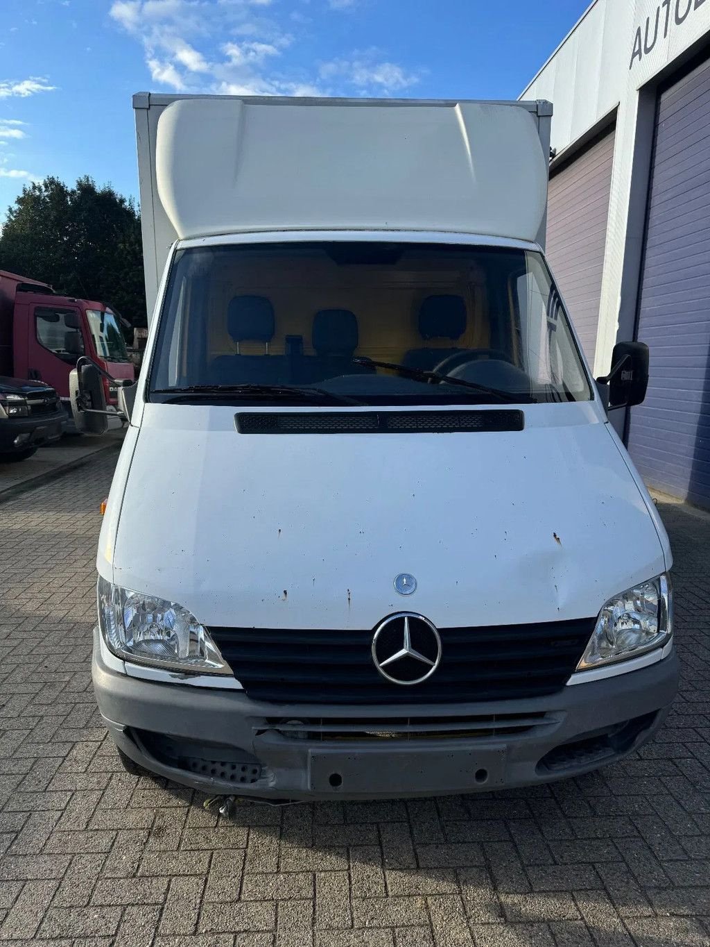 Sonstige Transporttechnik des Typs Sonstige Mercedes Benz Sprinter 411 **BOX 4,30 + LIFT**, Gebrauchtmaschine in Kessel (Bild 3)