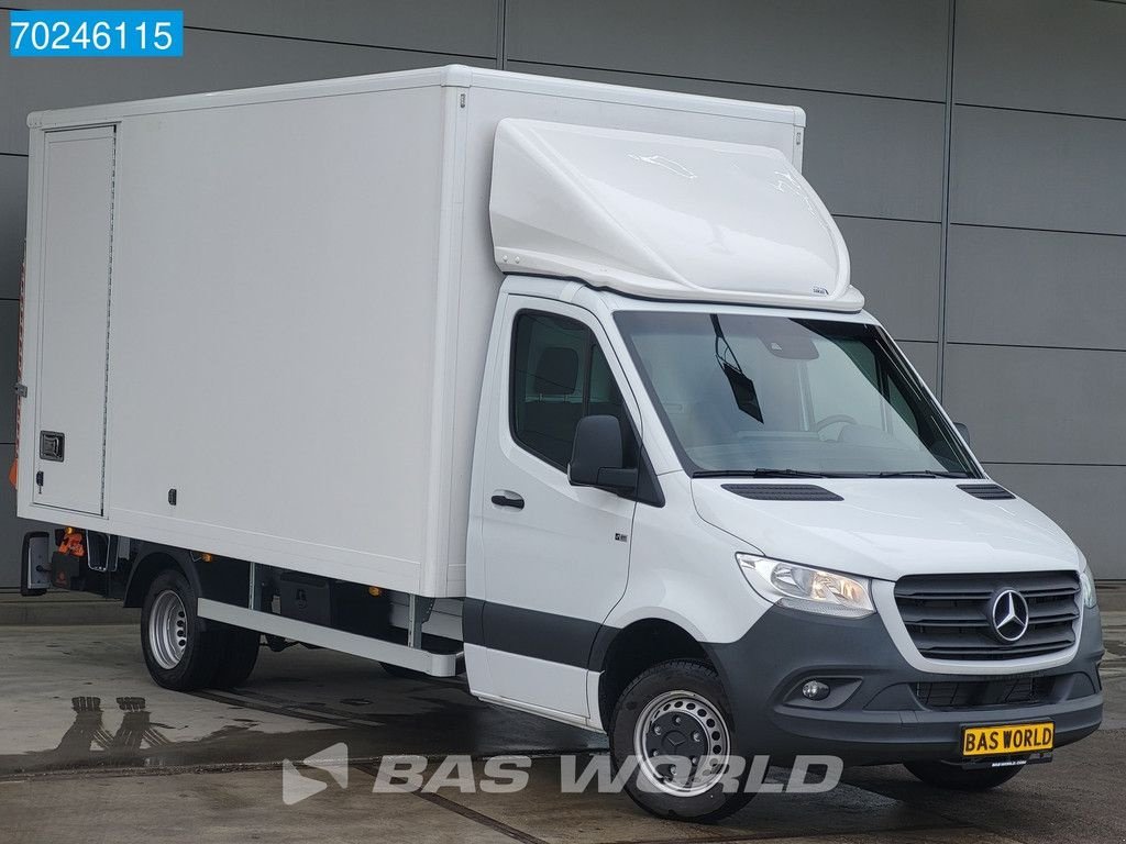 Sonstige Transporttechnik des Typs Sonstige Mercedes Benz Sprinter 515 CDI Automaat Laadklep Dubbellucht Bakwagen MBUX Air, Neumaschine in Veghel (Bild 10)