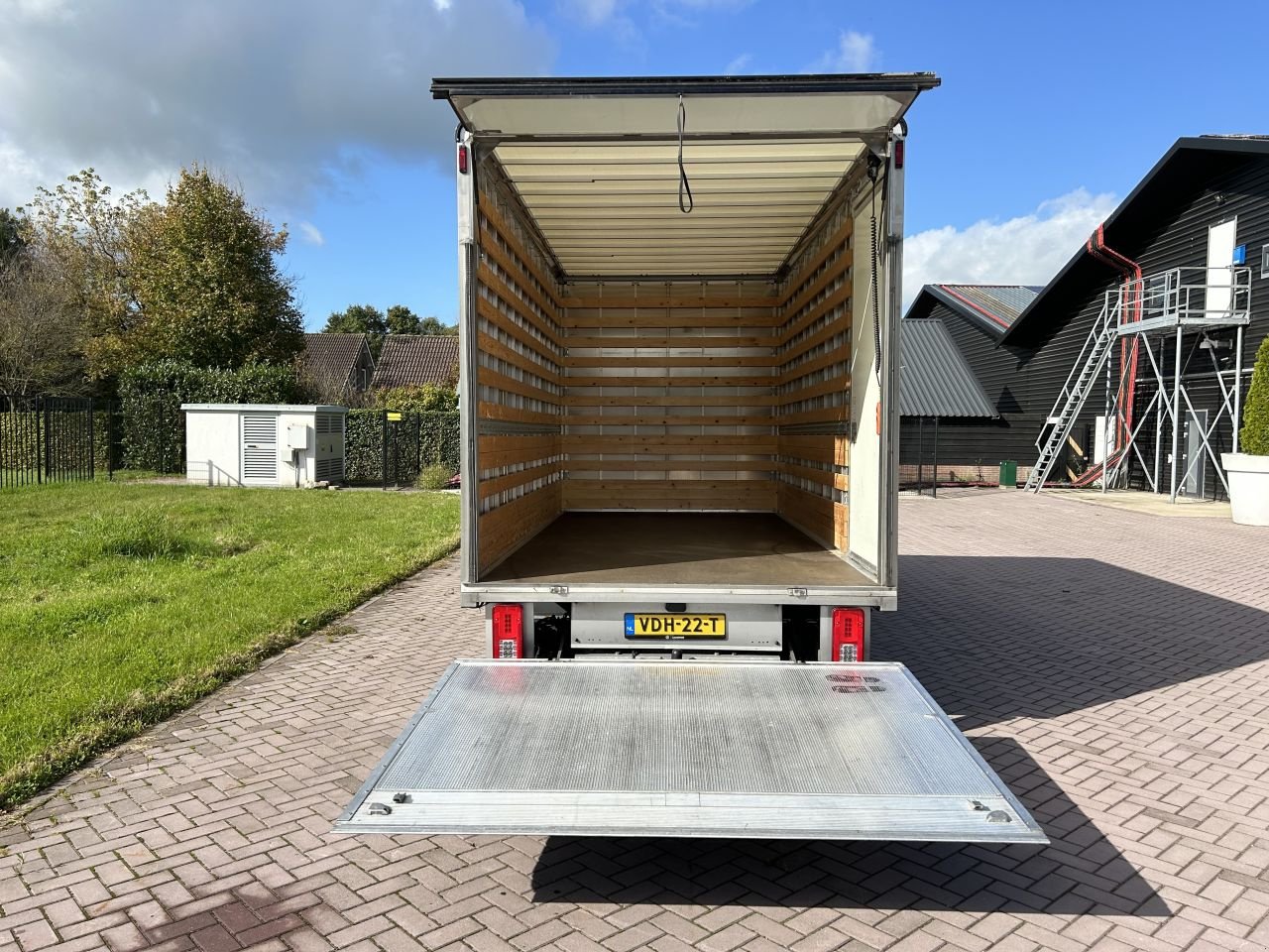 Sonstige Transporttechnik of the type Sonstige Mercedes Sprinter 519 v6 Bakwagen 750 kg laadklep, Gebrauchtmaschine in Putten (Picture 11)