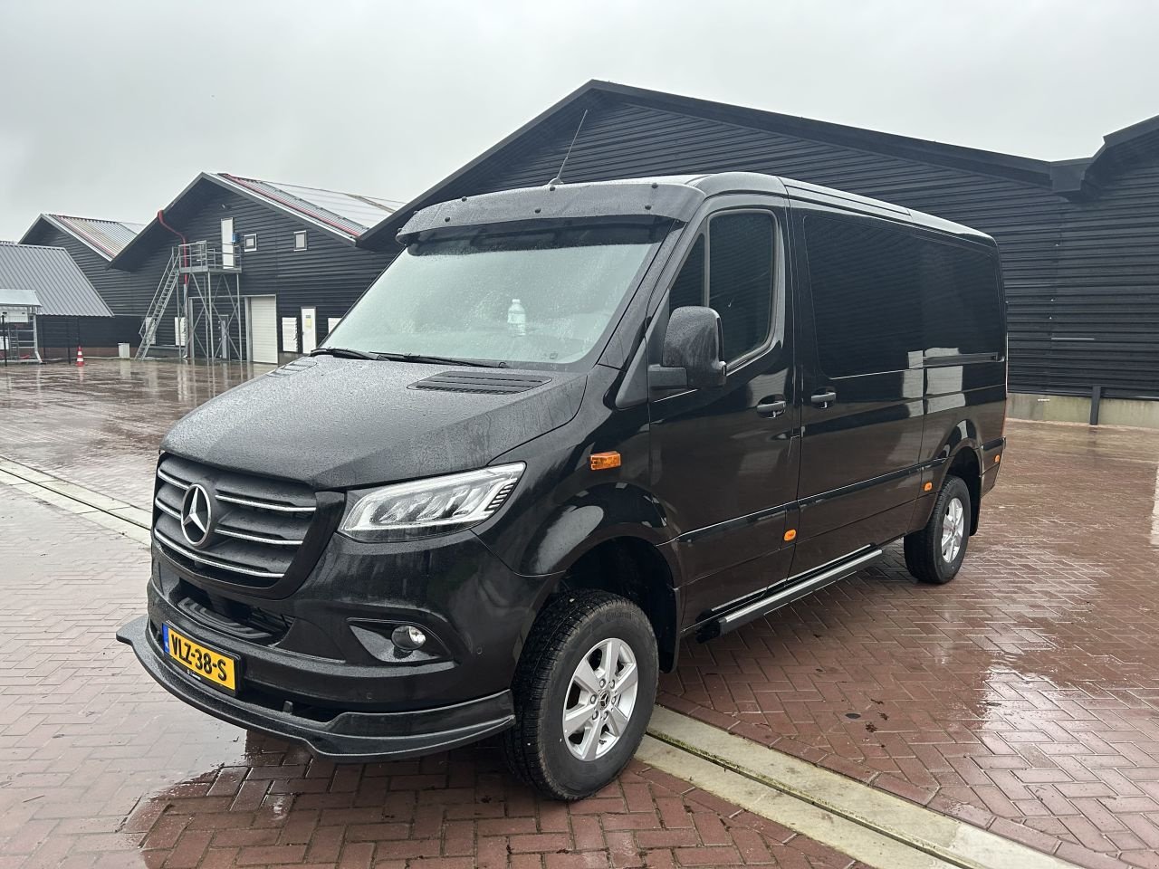 Sonstige Transporttechnik del tipo Sonstige Mercedes Sprinter Mercedes Sprinter 319 v6 4x4, Gebrauchtmaschine en Putten (Imagen 2)